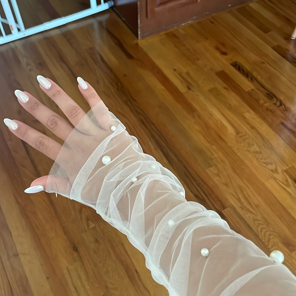 Bridal sleeves
